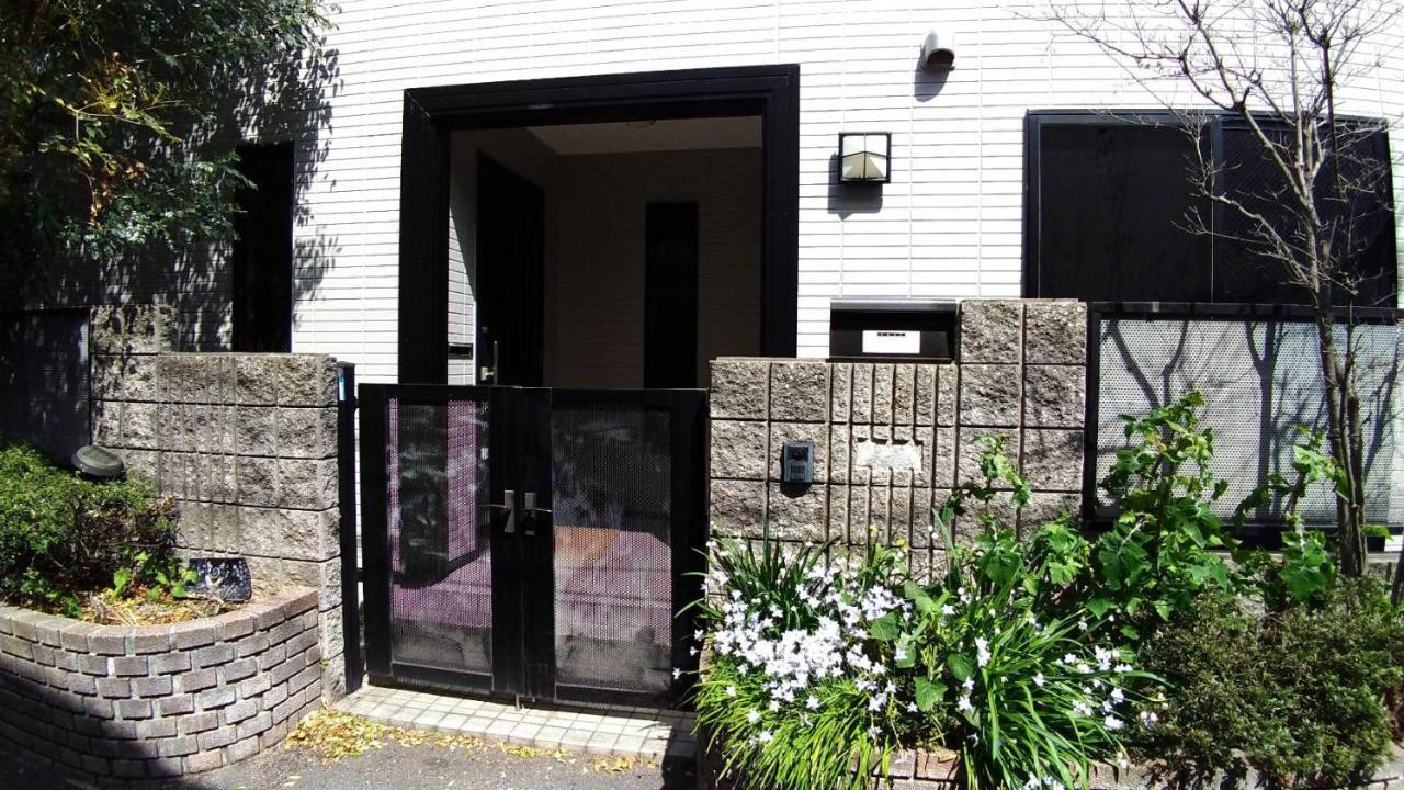 大阪～金閣 Otel Dış mekan fotoğraf